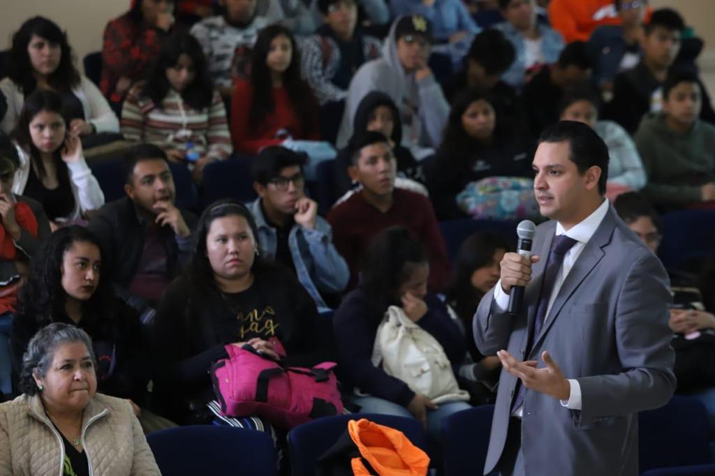Encuentro por la Transparencia en el Instituto de Educación Media Superior (IEMS)