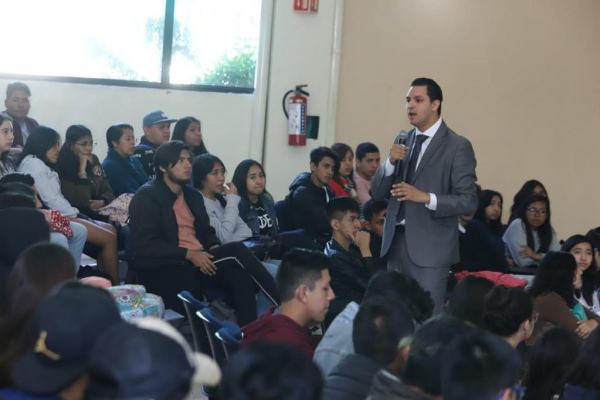 Encuentro por la Transparencia en el Instituto de Educación Media Superior (IEMS)