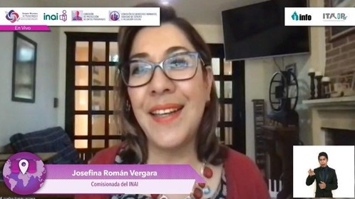 Mesa 2: “Datos personales y violencia digital”. Participaron