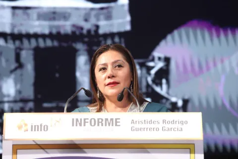 La presidencia del INFO CDMX presenta su informe de labores 2021–2024