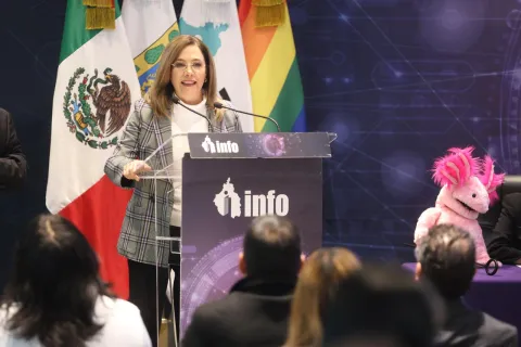 Sesión solemne en la que se reconocen las aportaciones del comisionado Arístides Rodrigo Guerrero García como integrante del INFO CDMX