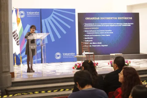 Participantes en el evento Informe de Trabajo Correspondiente a los periodos 2022-2023 y 2023-2024 de la comisionada Laura Lizette Enríquez Rodríguez.
