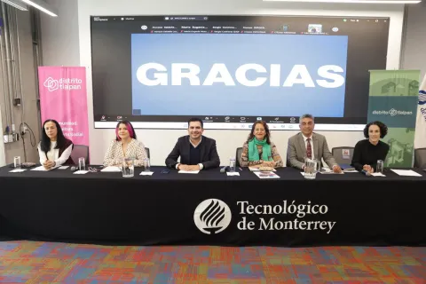 Asistentes durante la Ceremonia de Premiación del Datatón