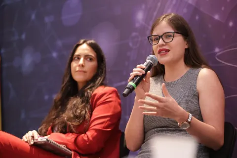 Asistentes en el foro sobre el Acuerdo de Escazú organizado por INFO CDMX.