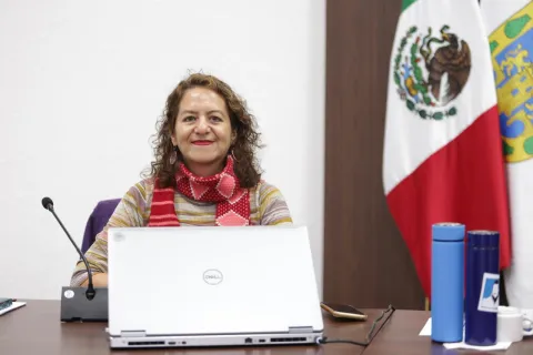Sesión del Pleno del INFO CDMX donde se aprueba el 89 % de recursos de revisión a favor de personas solicitantes de información.