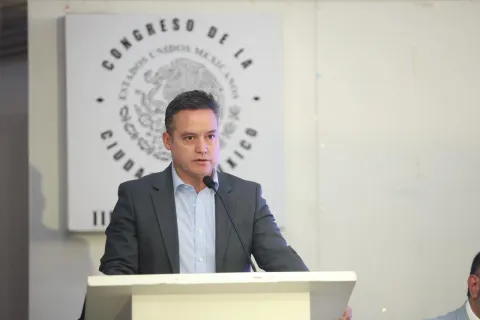 Iniciativa del INFO CDMX para el uso de inteligencia artificial próxima a ser aprobada.