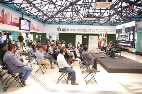 Conversatorio 'Sonideros y Transparencia' realizado en las instalaciones del INFO CDMX.