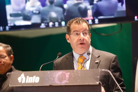 Sesión solemne en la que se reconocen las aportaciones del comisionado Arístides Rodrigo Guerrero García como integrante del INFO CDMX