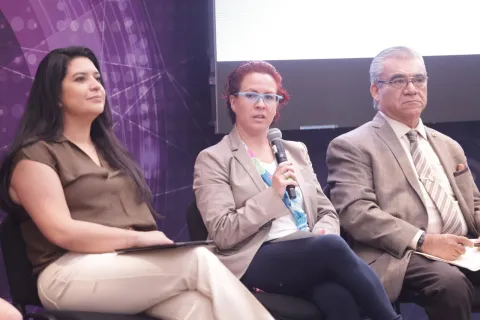 Asistentes en el foro sobre el Acuerdo de Escazú organizado por INFO CDMX.