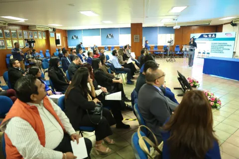 Clausura de la 14ª edición del diplomado en transparencia, acceso a la información y datos personales, organizada por INFO CDMX y UAM Xochimilco.