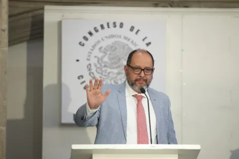 Iniciativa del INFO CDMX para el uso de inteligencia artificial próxima a ser aprobada.