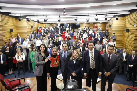 Presentación del libro 'Esquema Constitucional de la Ciudad de México' en la Facultad de Derecho de la UNAM