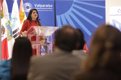 Participantes en el evento Informe de Trabajo Correspondiente a los periodos 2022-2023 y 2023-2024 de la comisionada Laura Lizette Enríquez Rodríguez.