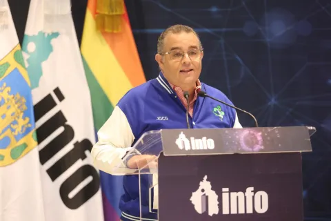 INFO CDMX premia a estudiantes universitarias por ensayos sobre transparencia y privacidad