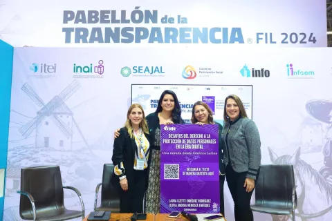 Presentación de obras editoriales del INFO CDMX en la Feria Internacional del Libro de Guadalajara 2024, con participación de comisionadas y comisionado.