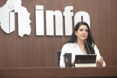 Sesión del INFO CDMX donde se aprueban más de 8 mil recursos de revisión y denuncias en 2024