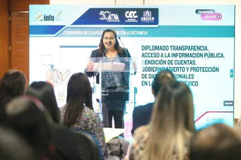 Clausura de la 14ª edición del diplomado en transparencia, acceso a la información y datos personales, organizada por INFO CDMX y UAM Xochimilco.