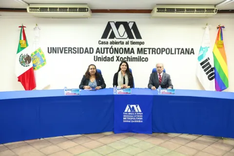 Clausura de la 14ª edición del diplomado en transparencia, acceso a la información y datos personales, organizada por INFO CDMX y UAM Xochimilco.