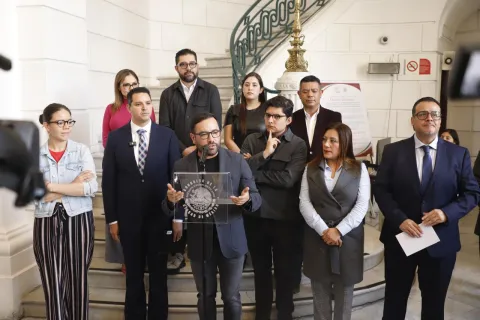 Presentación de iniciativa de ley sobre inteligencia artificial y datos personales por INFO CDMX ante el Congreso CDMX.