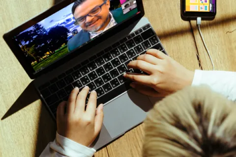 Captura de pantalla de la sesión virtual