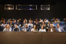 Sesión del Pleno del INFO CDMX en la Cineteca Nacional, con cine-debate sobre inteligencia artificial y protección de datos.