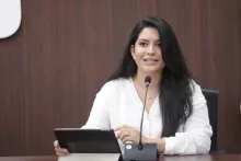Sesión ordinaria del Pleno del INFO CDMX donde se aprueban recursos de revisión en favor de la ciudadanía.